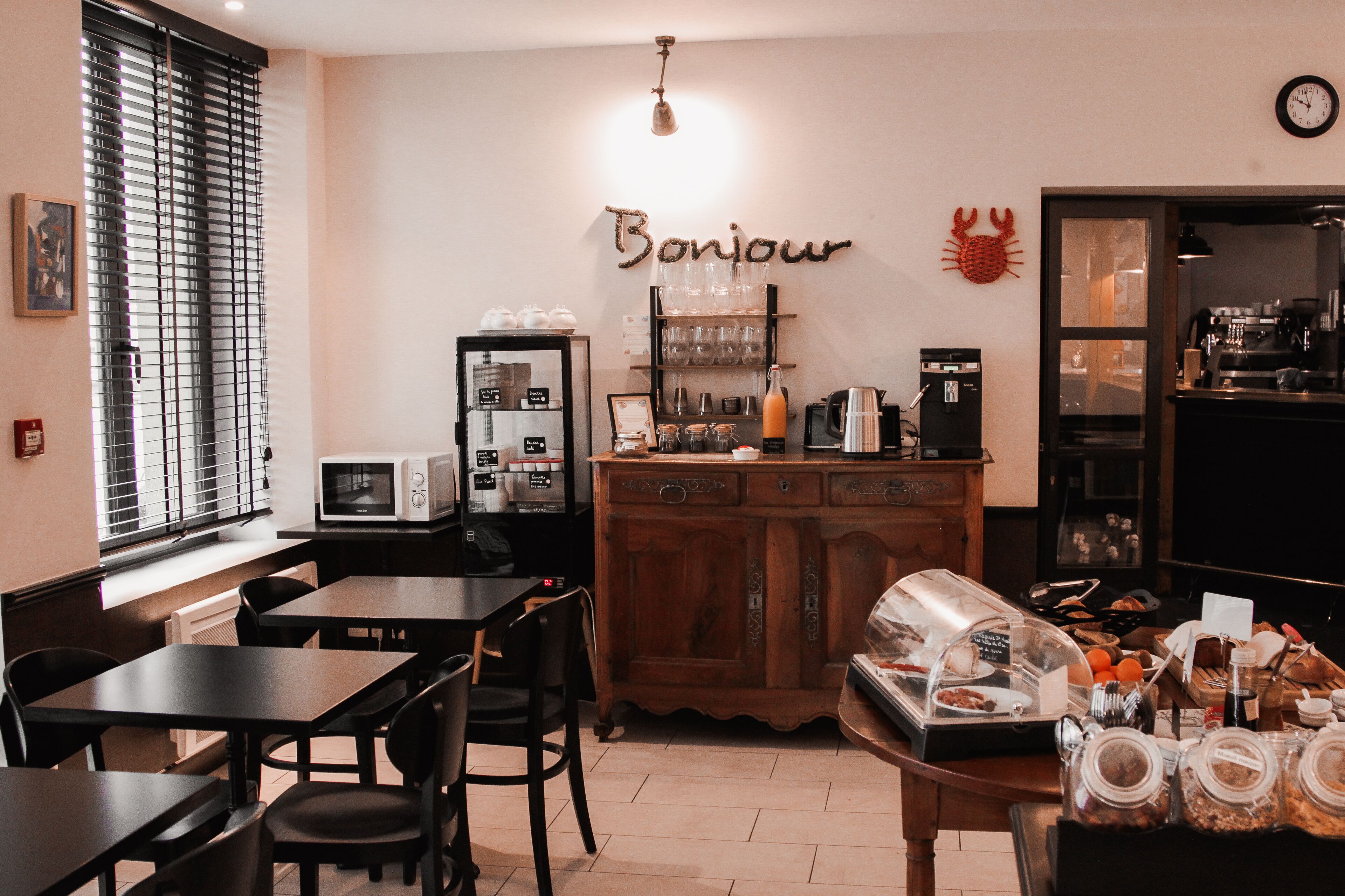 daily buffet breakfast (eur 13 per person)