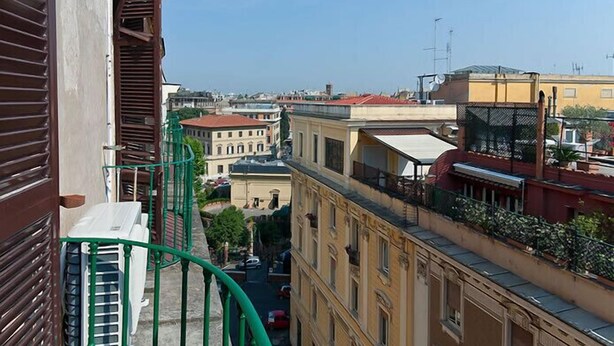 Balcony view - La Luna Romana (Rome)