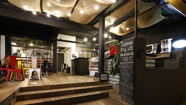 Property entrance - Riocopa Hostel (Rio de Janeiro)