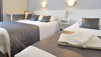 Quadruple Room | Free cots/infant beds, rollaway beds, free WiFi