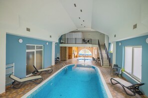 2 indoor pools, open 8:00 PM to 10:00 PM, sun loungers