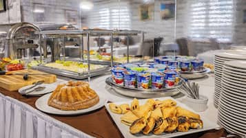 Desayuno buffet incluido todos los días