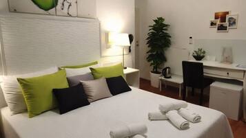 Basic-Doppelzimmer, 1 Doppelbett oder 2 Einzelbetten, Nichtraucher