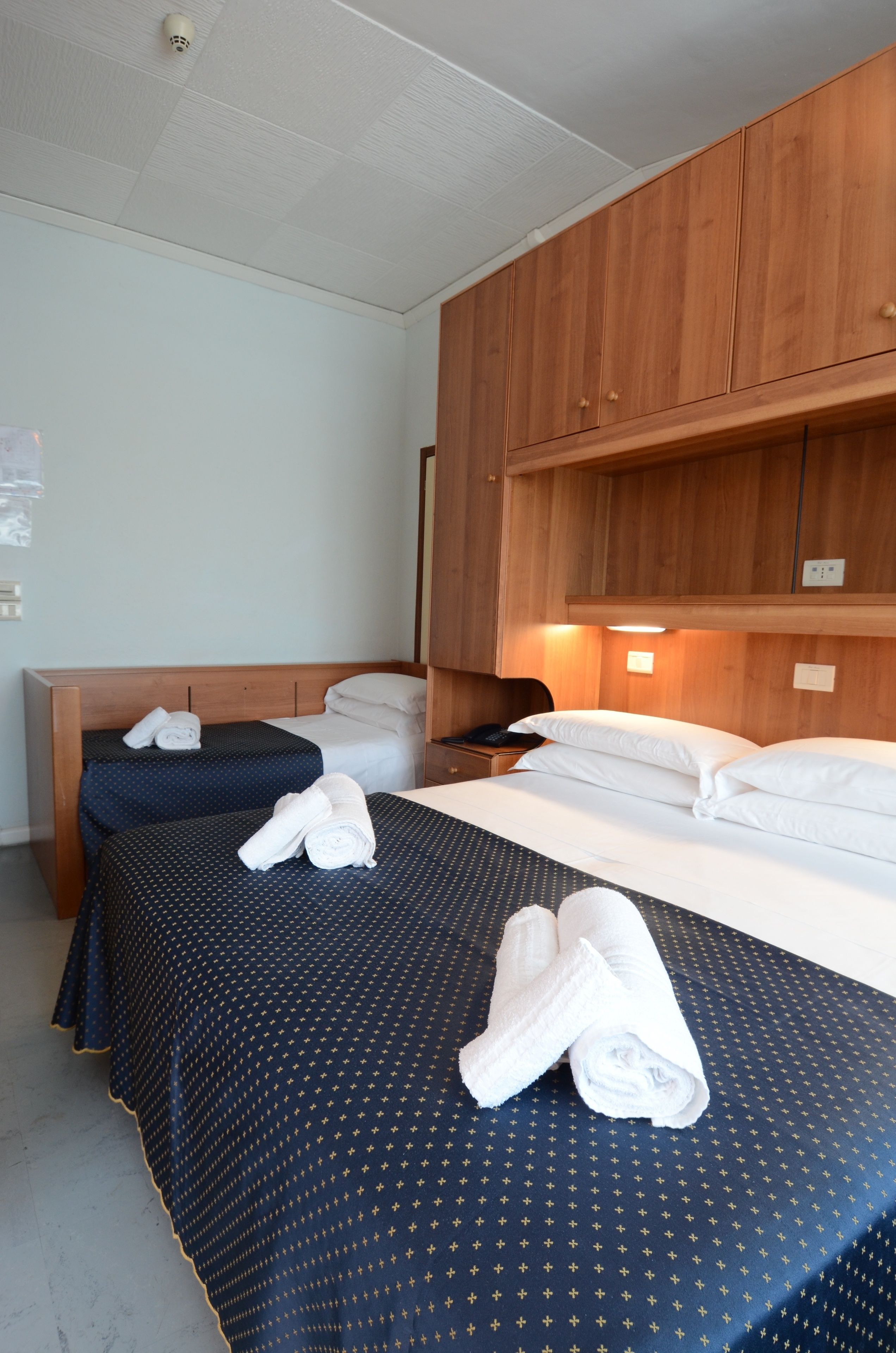 room (style - attic) | pillow-top beds, minibar, in-room safe, desk