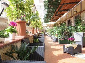 Terrace/patio - Bed & Breakfast Medea (Naples)