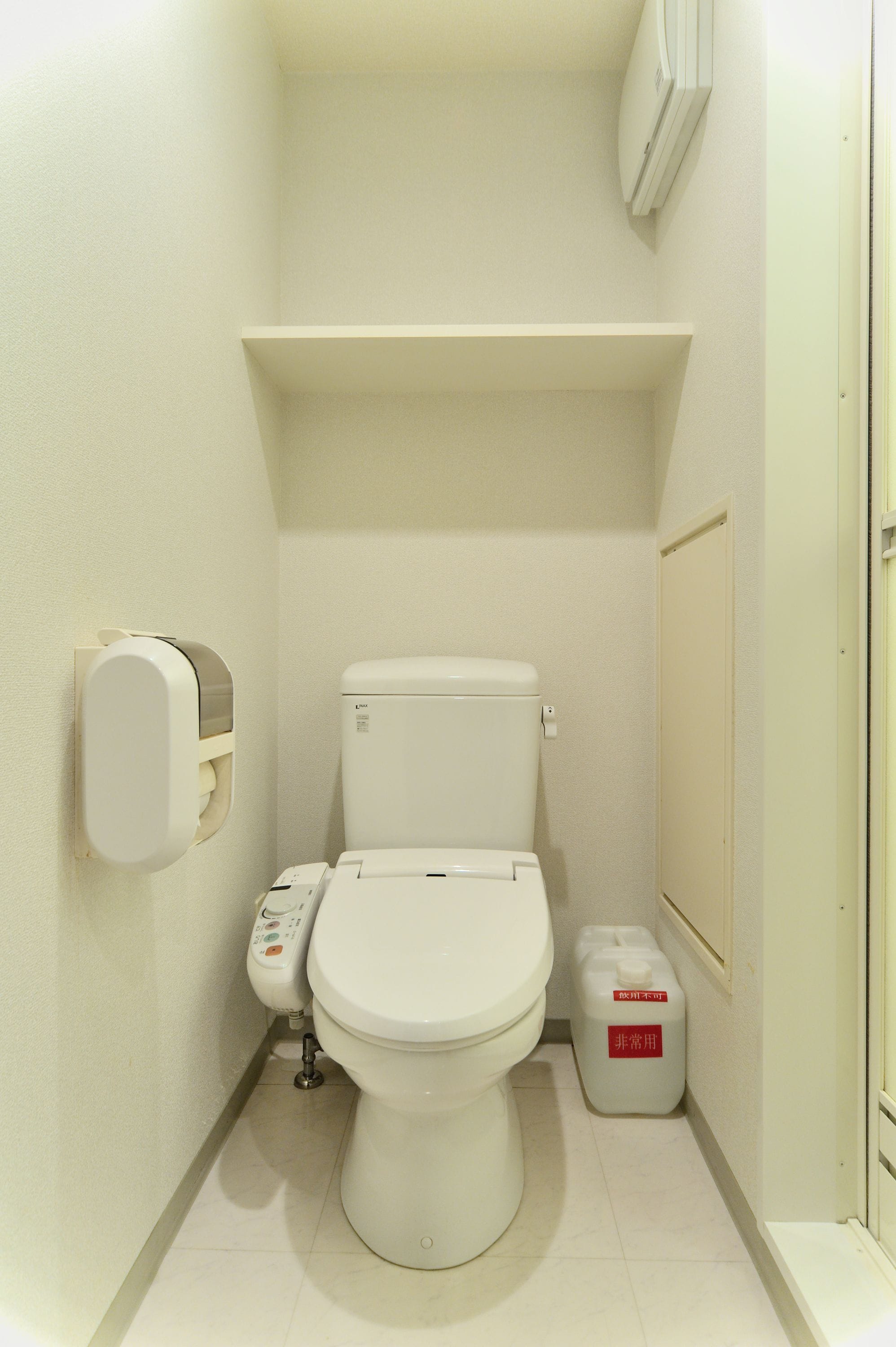 1 bedroom, down duvets, desk, blackout curtains