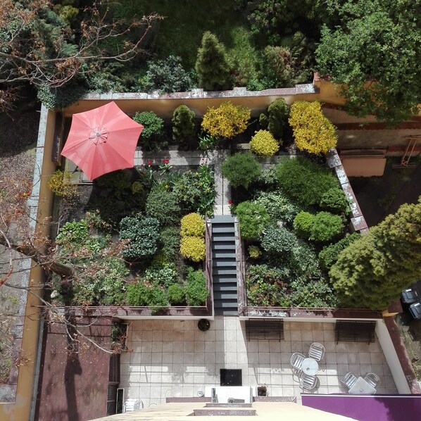 숙박 시설 구내