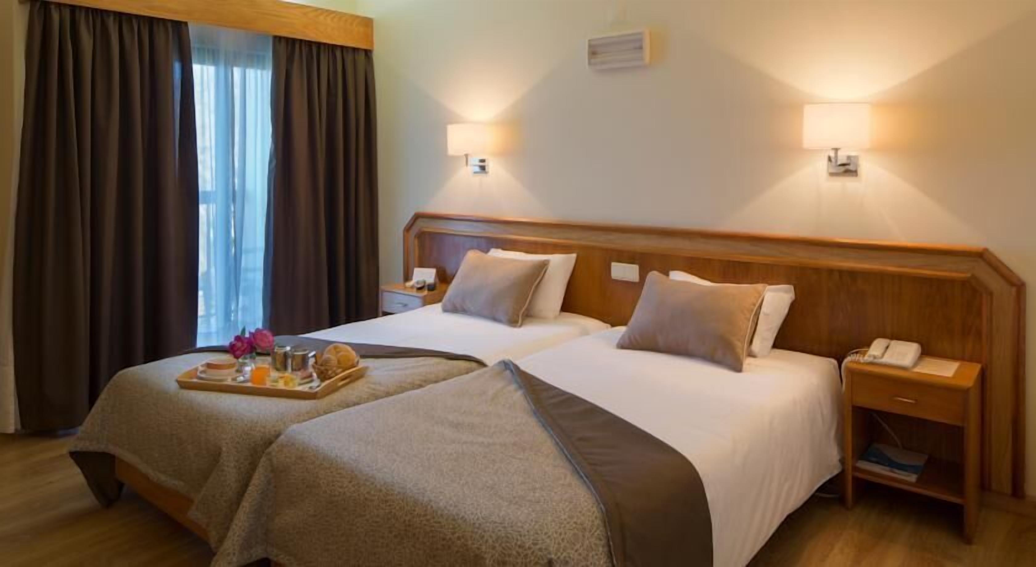In-room safe, desk, rollaway beds, free WiFi