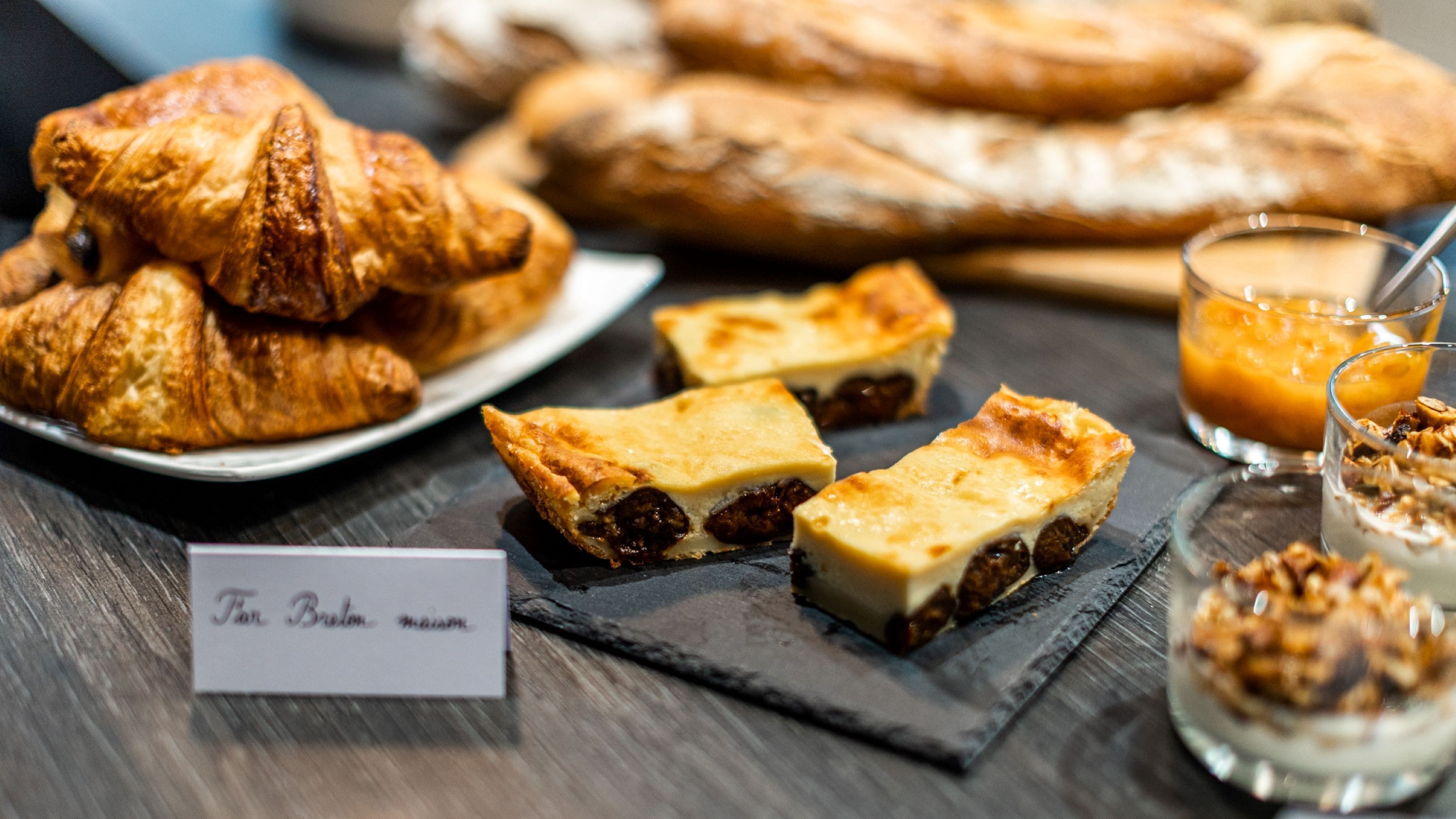 daily continental breakfast (eur 13 per person)