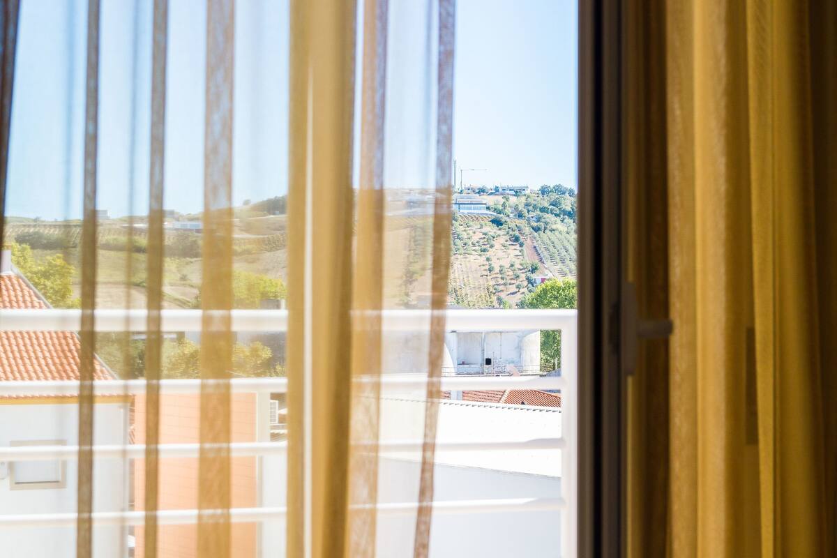 1 bedroom, minibar, individually decorated, desk