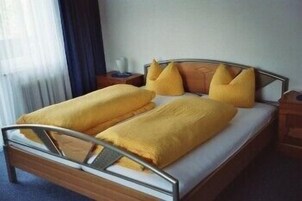 Escrivaninha, berços grátis, Wi-Fi de cortesia