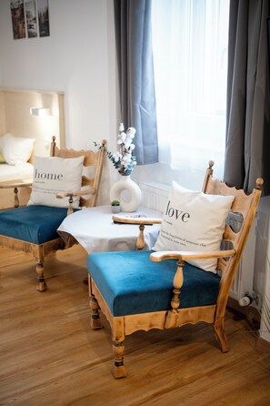 Quadruple Room | Blackout drapes, cribs/infant beds, free WiFi, bed sheets - Hotel Gisela (Kufstein)