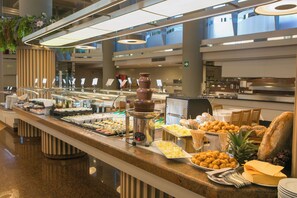 Buffet - Ponient Dorada Palace by PortAventura World (Salou)