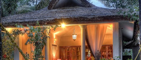 Luxury-Villa, 1 Schlafzimmer, Klimaanlage, Poolblick | Lounge