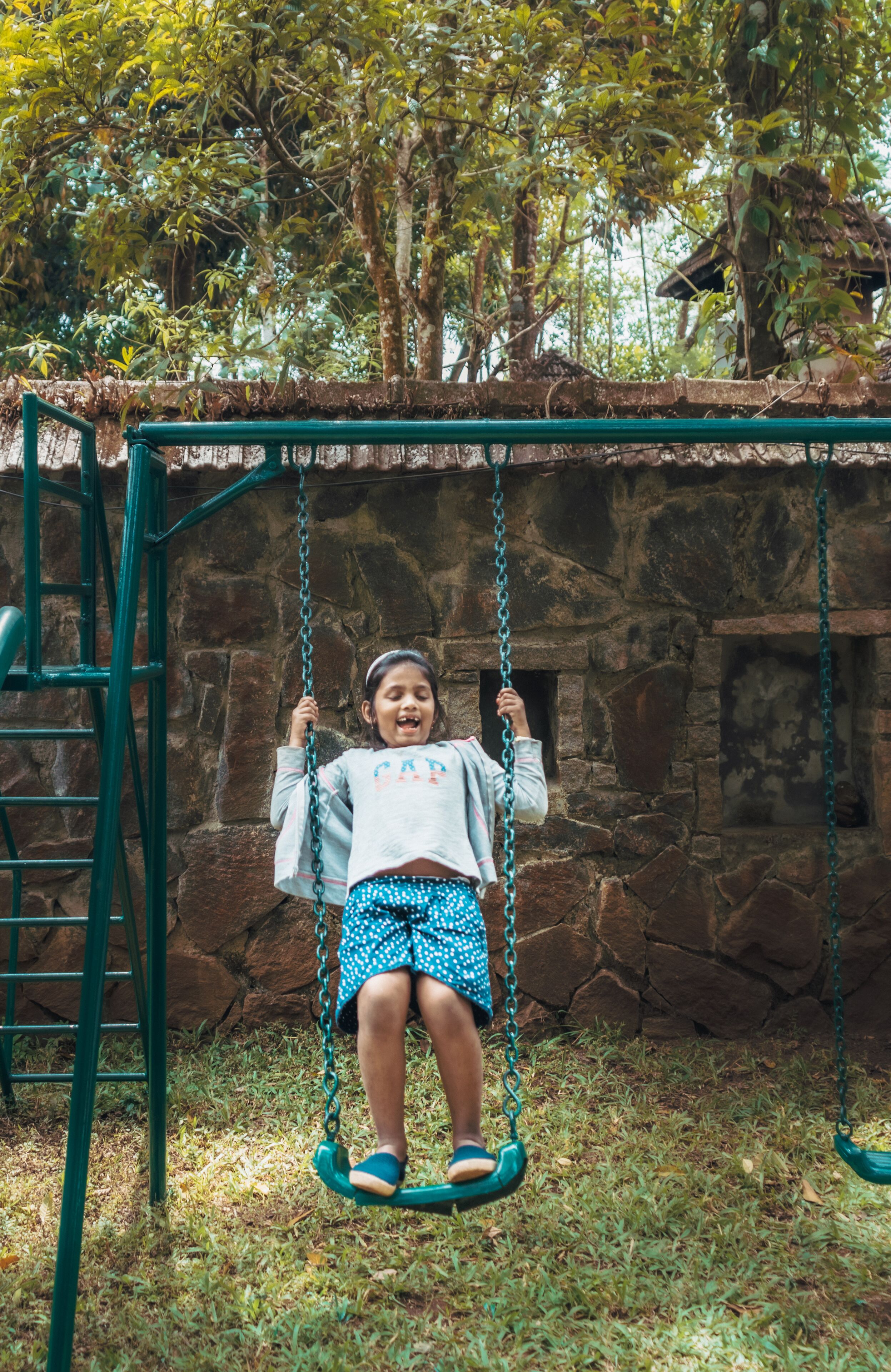 Khu vui chơi trẻ em - ngoài trời