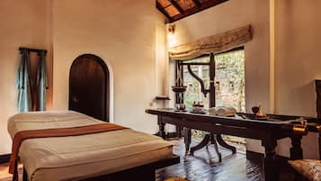 Salas de tratamiento para parejas, sauna y baño de vapor