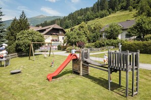Children’s play area – outdoor - Landhotel Stofflerwirt (Sankt Michael im Lungau)