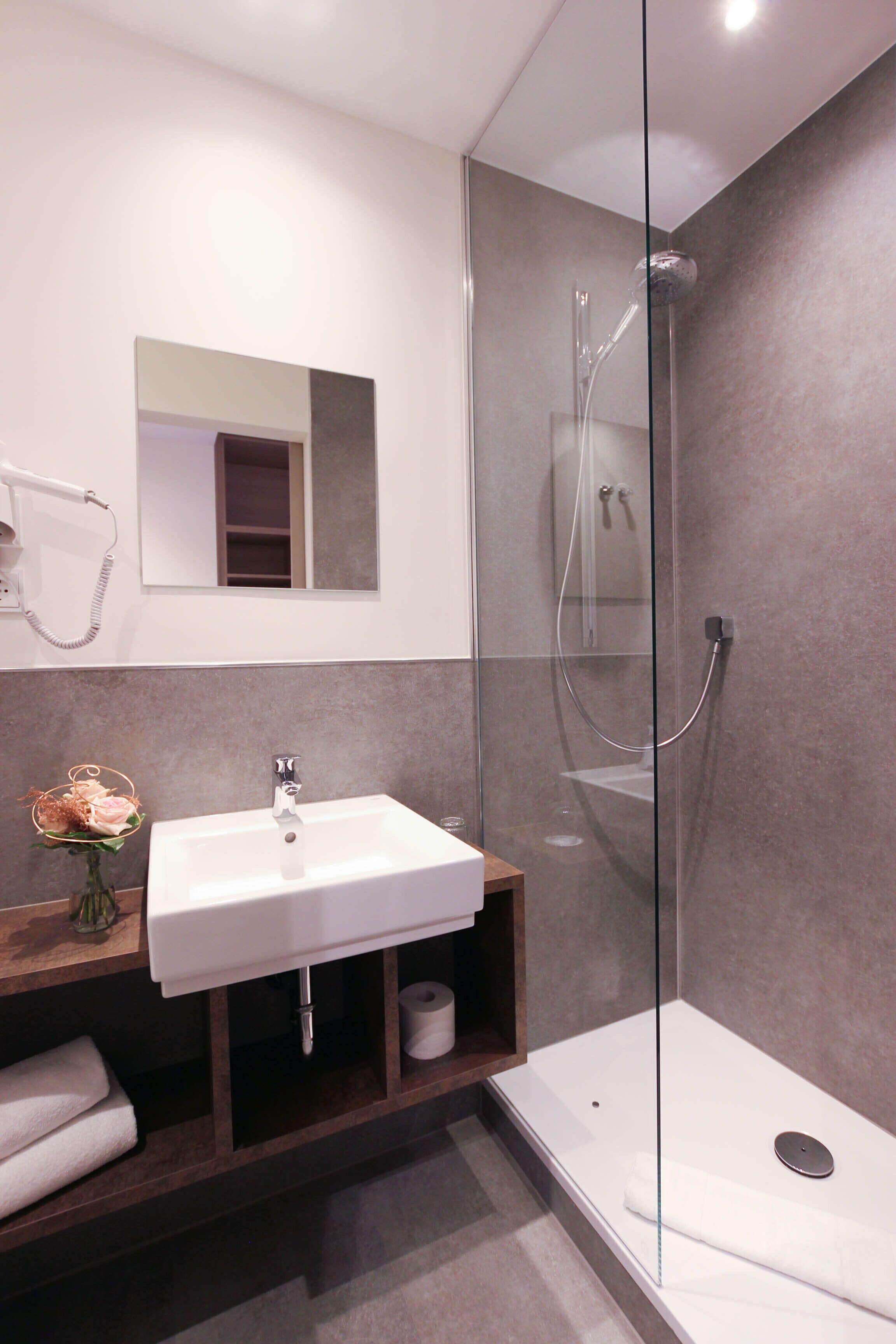 1 bedroom, hypo-allergenic bedding, in-room safe, desk