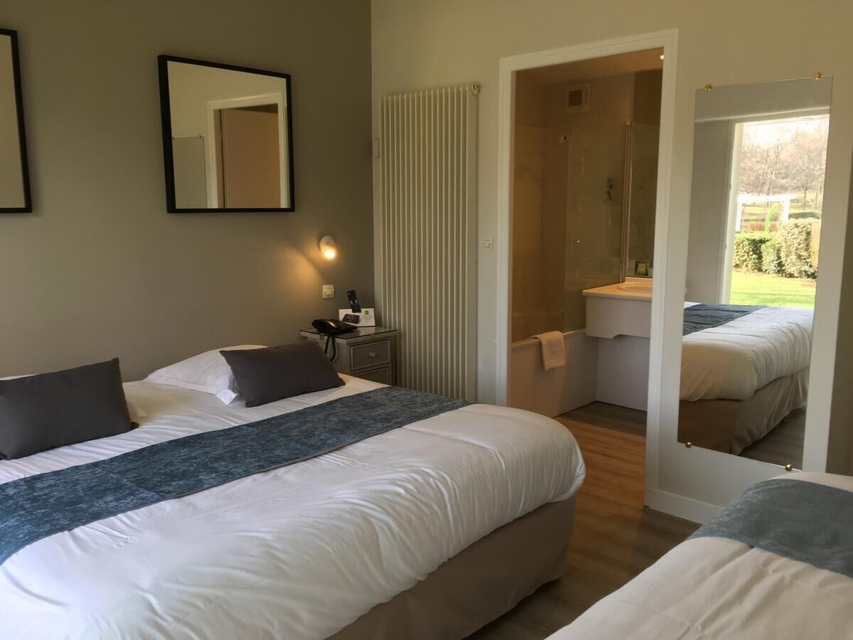 Premium bedding, minibar, desk, laptop workspace
