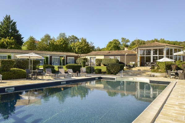 Coffee/tea maker, electric kettle - Hôtel Val de Vienne (Le Vigeant)