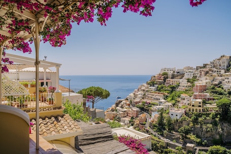 Villa Mary Suites