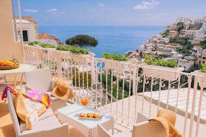 Villa Mary Suites