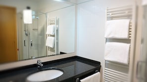 Bathroom - Garden Hotel (Arezzo)