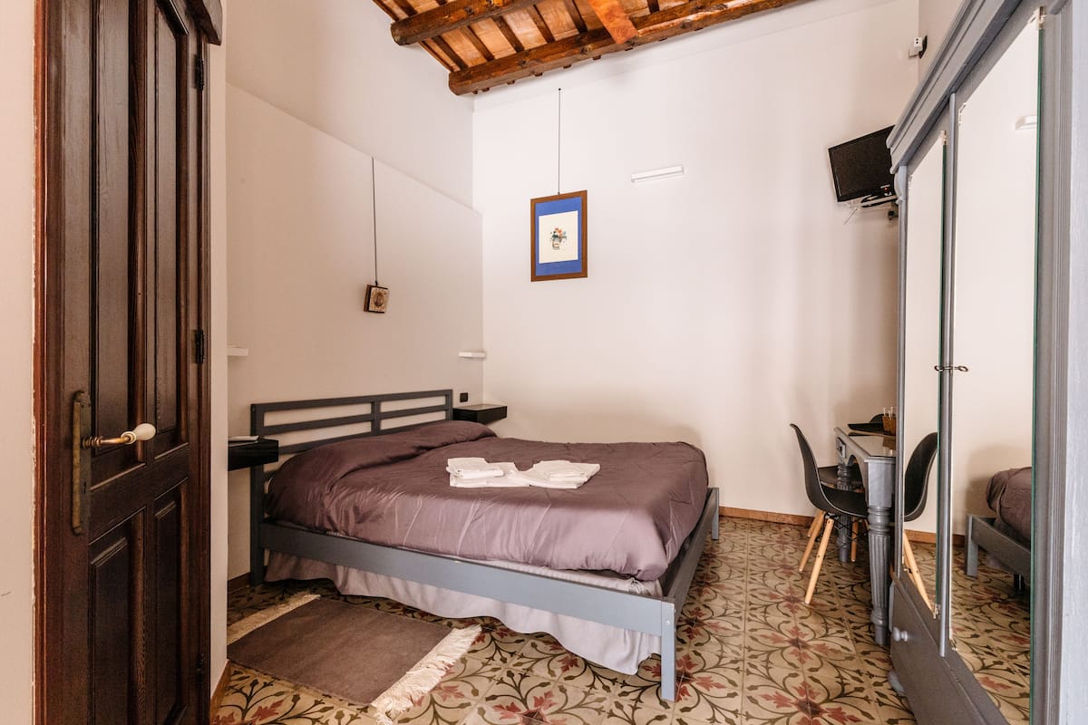 Chambre Double ou avec lits jumeaux | Bureau, espace de travail pour ordinateur portable, Wi-Fi gratuit