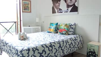 Free WiFi, bed sheets