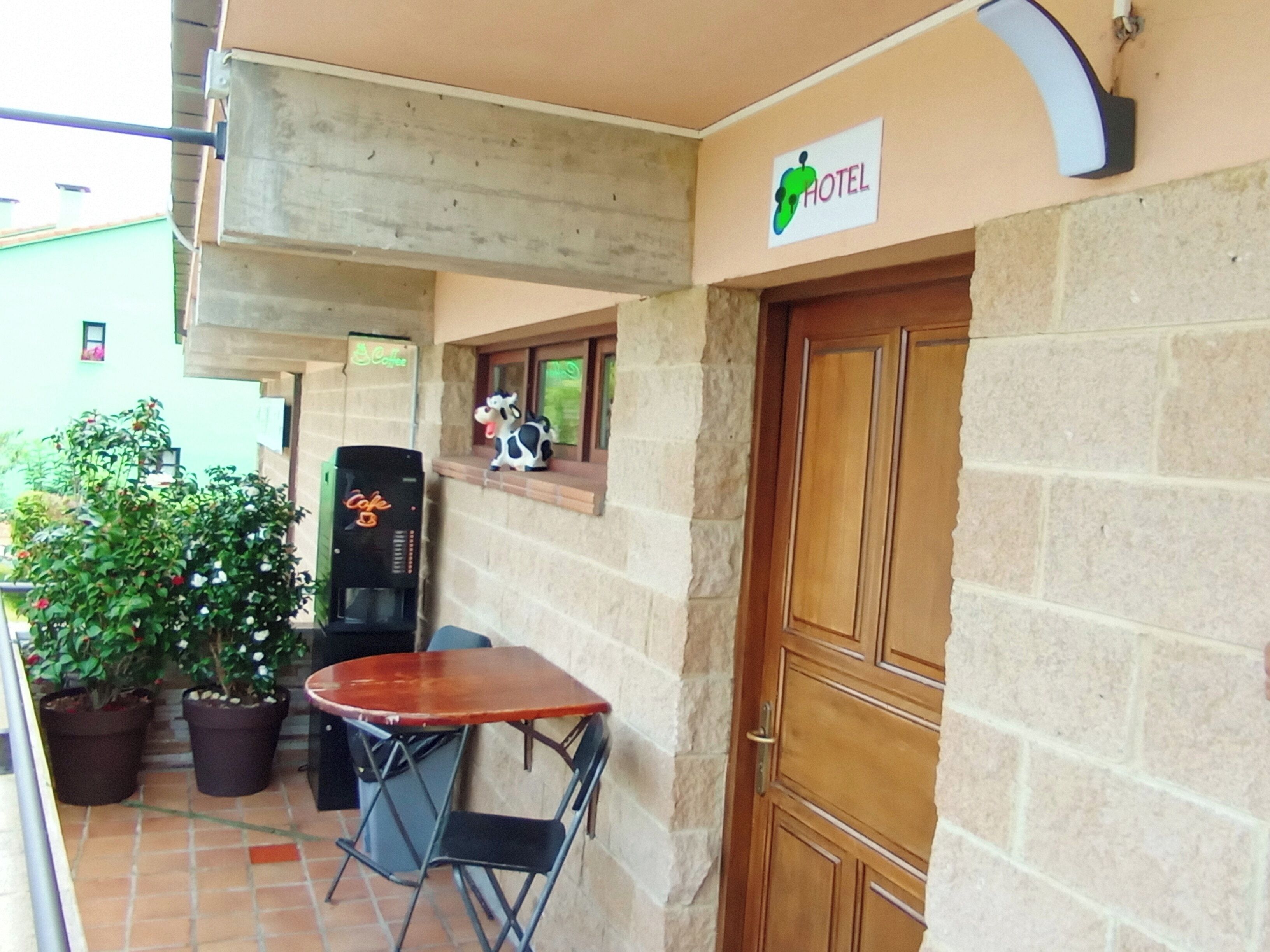 32-inch tv with digital channels