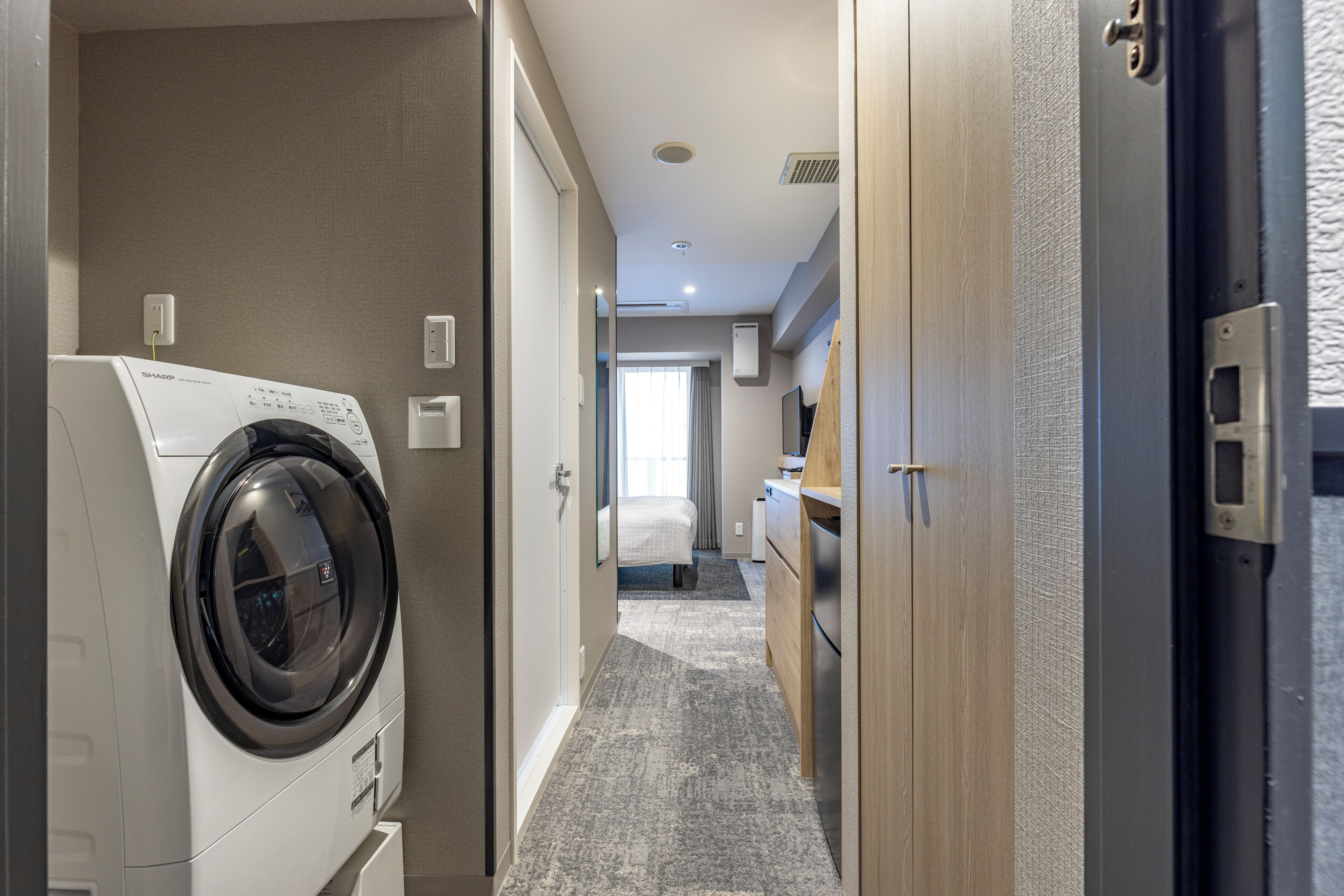 1 bedroom, in-room safe, desk, blackout curtains