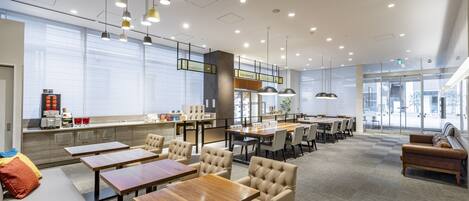 Bar lounge