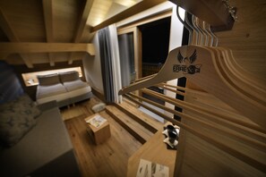 Superior Double or Twin Room, Balcony | Wardrobe - Hotel Galli's - Centro (Livigno)