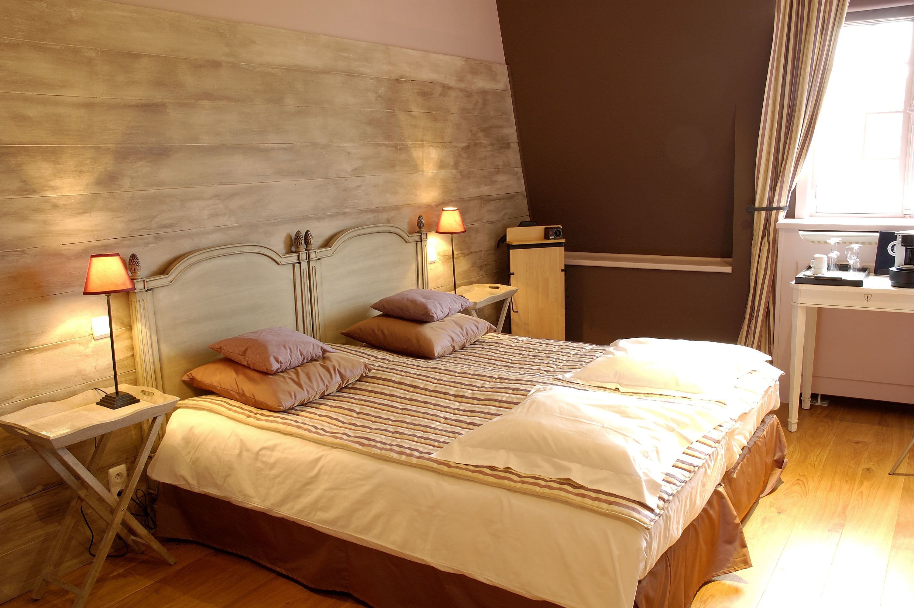 luxury room | minibar, in-room safe, individually decorated, individually furnished