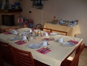 Breakfast area - Al Tramonto (Monzambano)