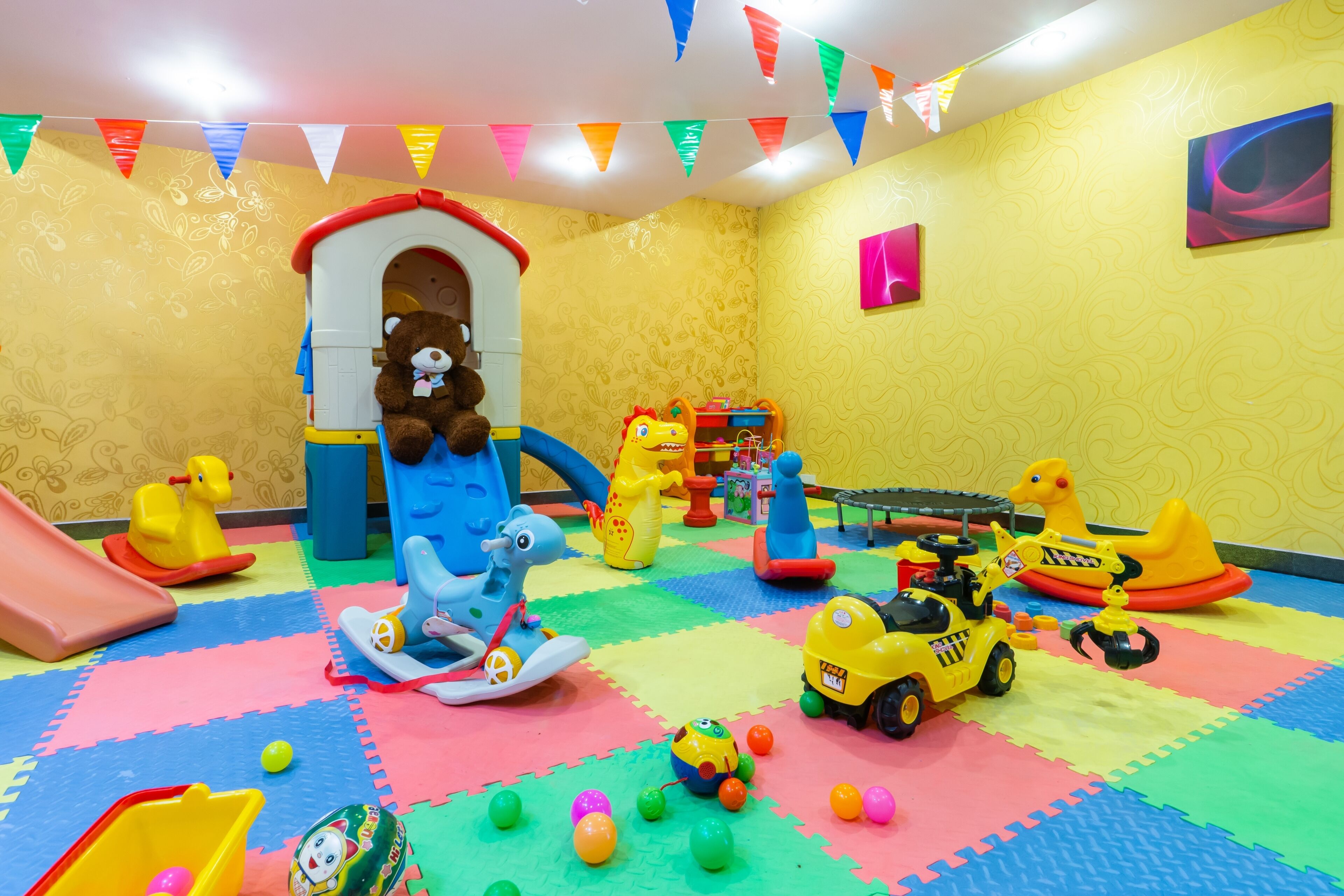 Photo - Bella Villa Metro