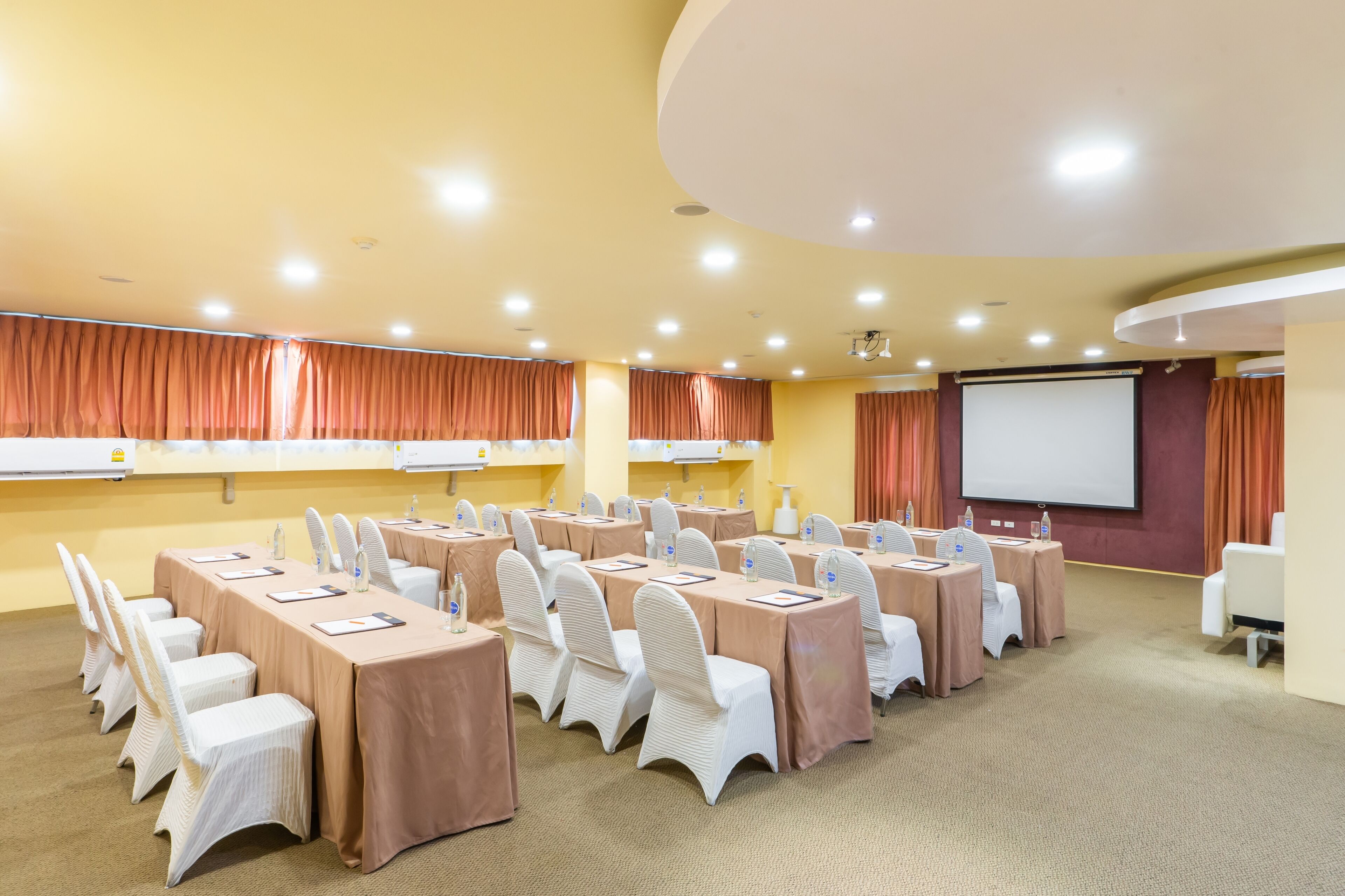 Photo - Bella Villa Metro