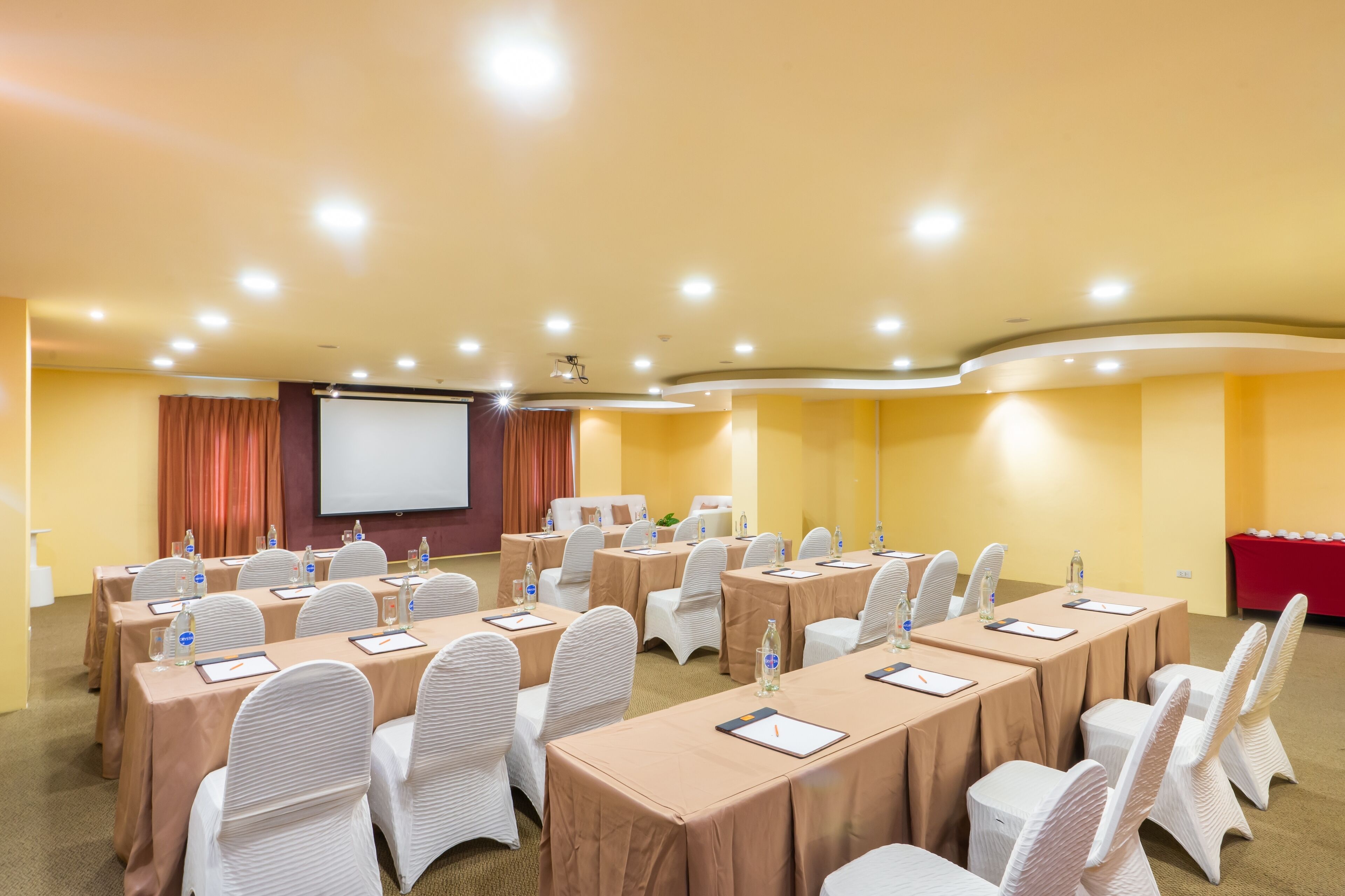 Photo - Bella Villa Metro