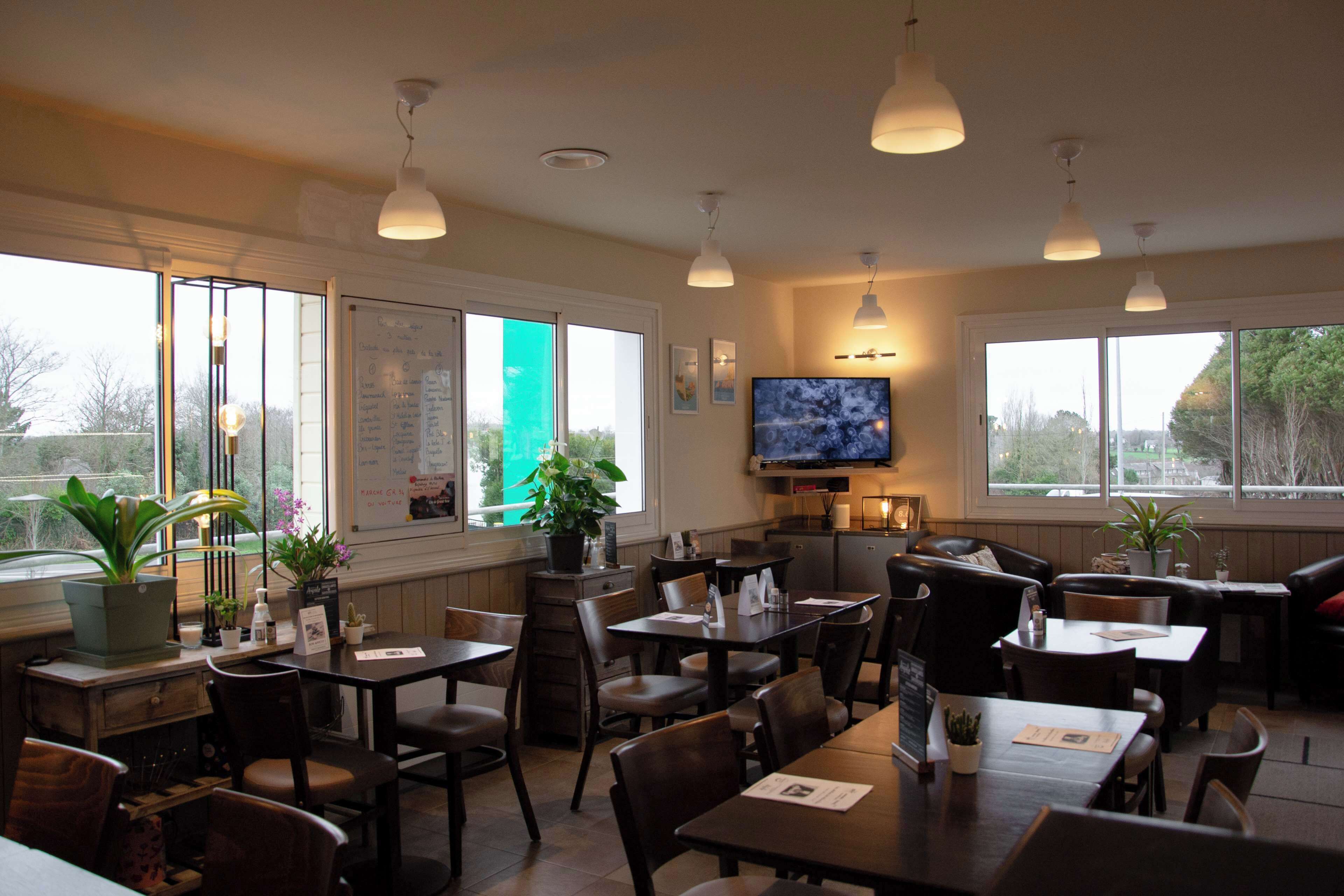 daily buffet breakfast (eur 12 per person)