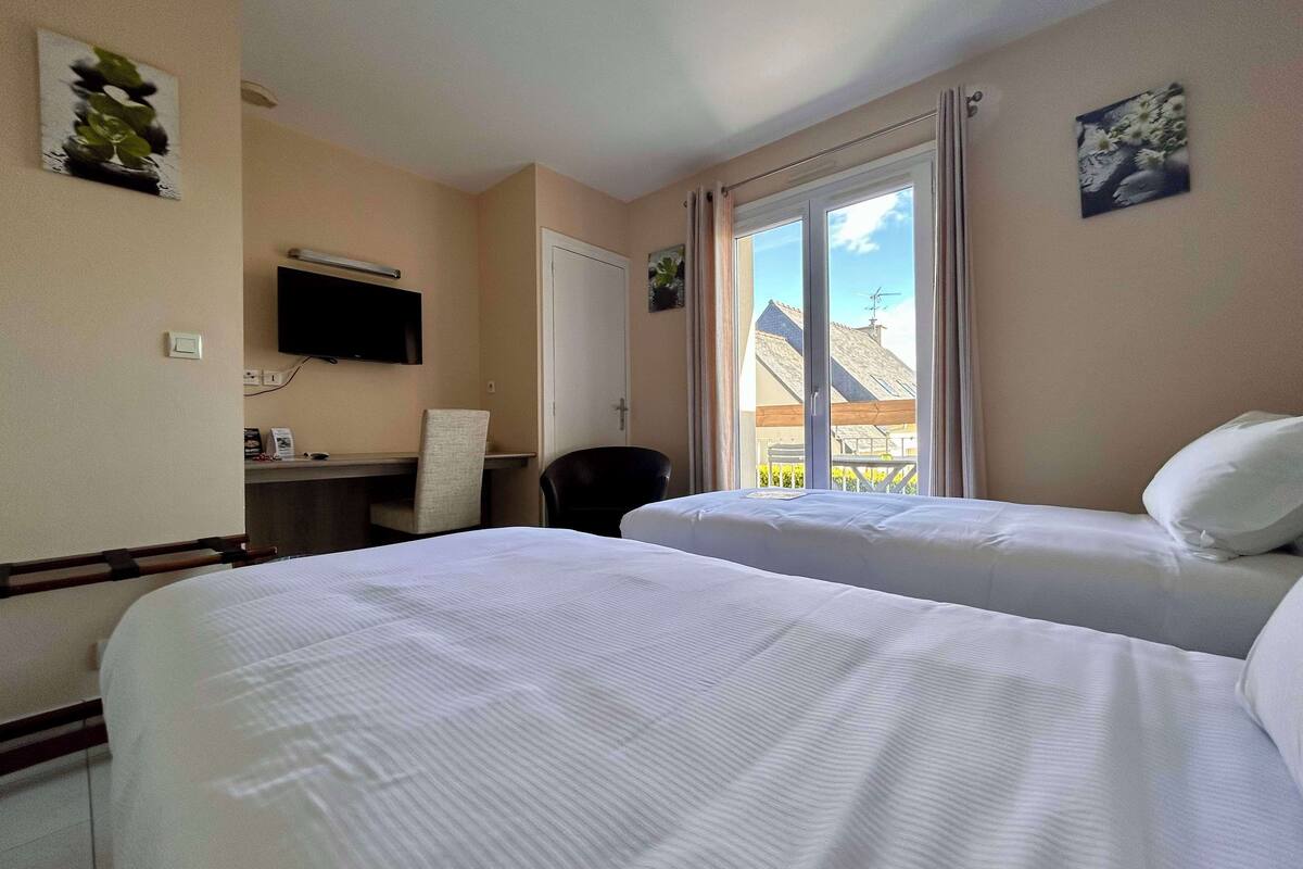 1 bedroom, premium bedding, select comfort beds, soundproofing