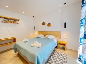 传统双人房, 1 间卧室 | 客房内保险箱、隔音、免费 WiFi、床单