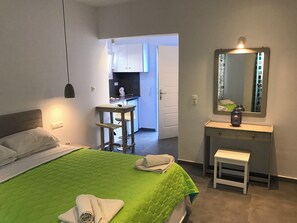Studio | Brankas, kedap suara, Wi-Fi gratis, dan seprai linen