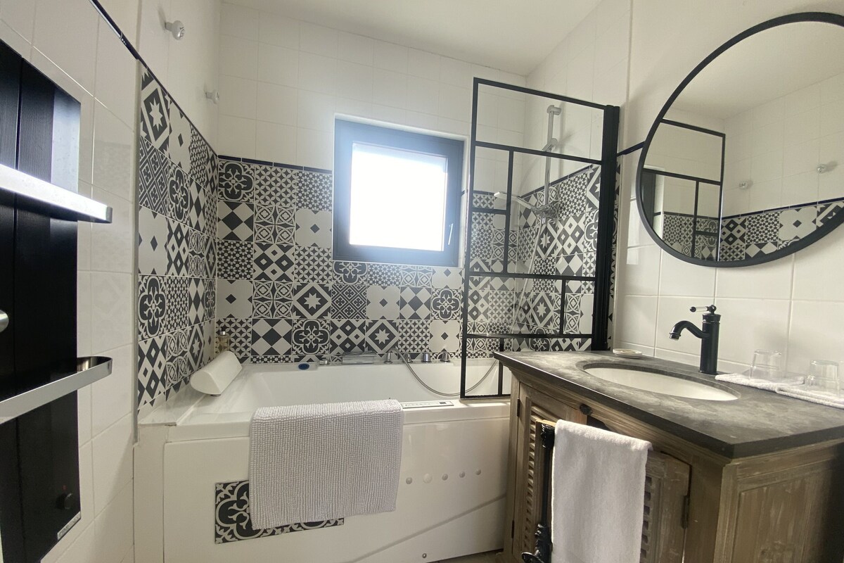 Executive-Doppelzimmer, Whirlpool | Badezimmer