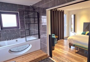 Suite Supérieure, salle de bains attenante (Suite Junior King, Balnéo)