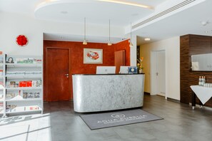 Quầy tiếp tân