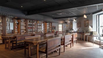 Daily buffet breakfast (EUR 21 per person)