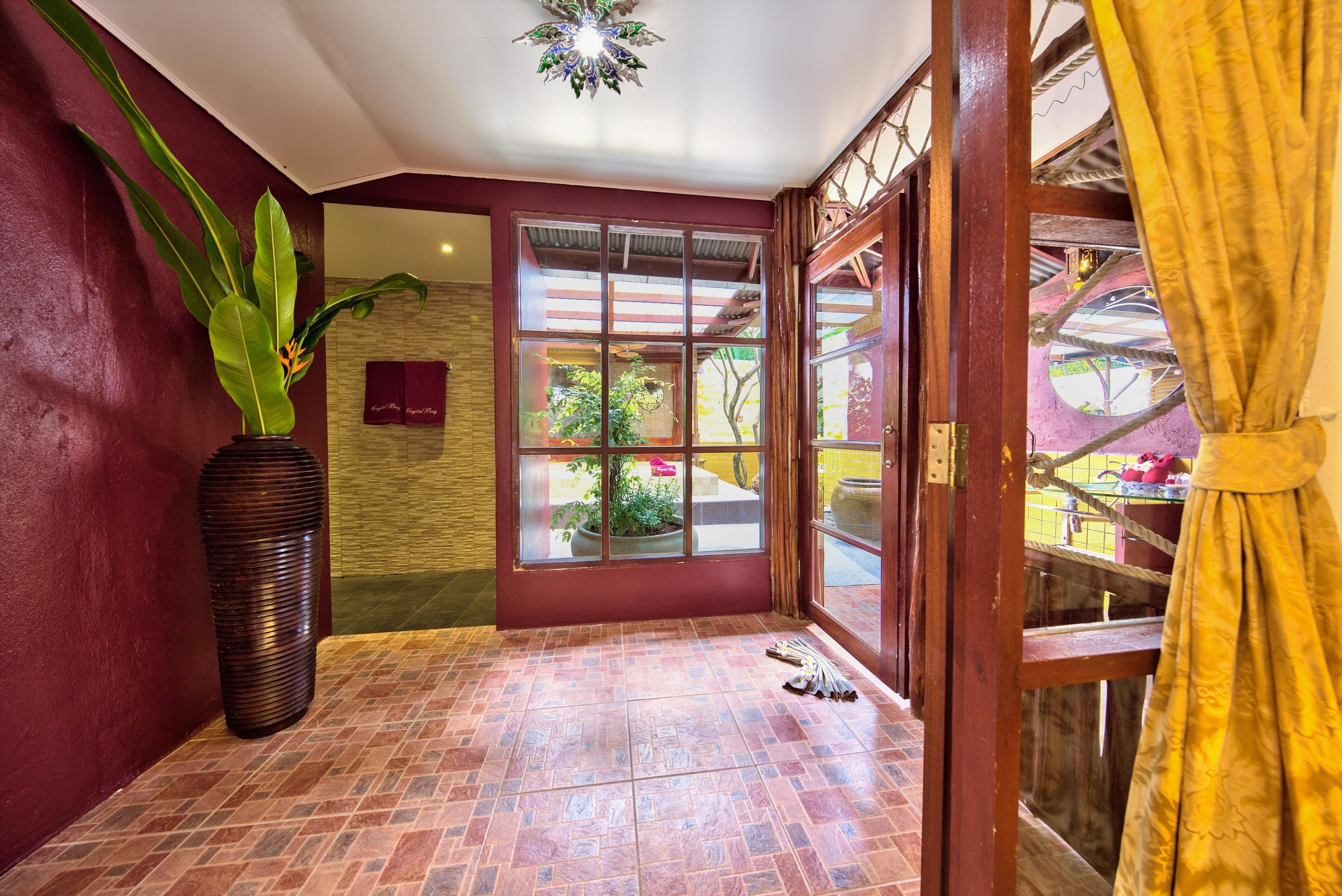 deluxe villa | 2 bedrooms, in-room safe, free wifi, bed sheets