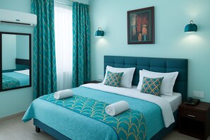 Deluxe Room, Non Smoking | Peralatan tempat tidur premium, gebar bulu kapas, katil Select Comfort 