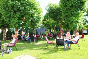 Aussenbereich für Bankette