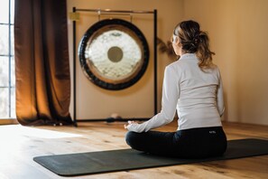 Yoga - Seeberg (Poustka)